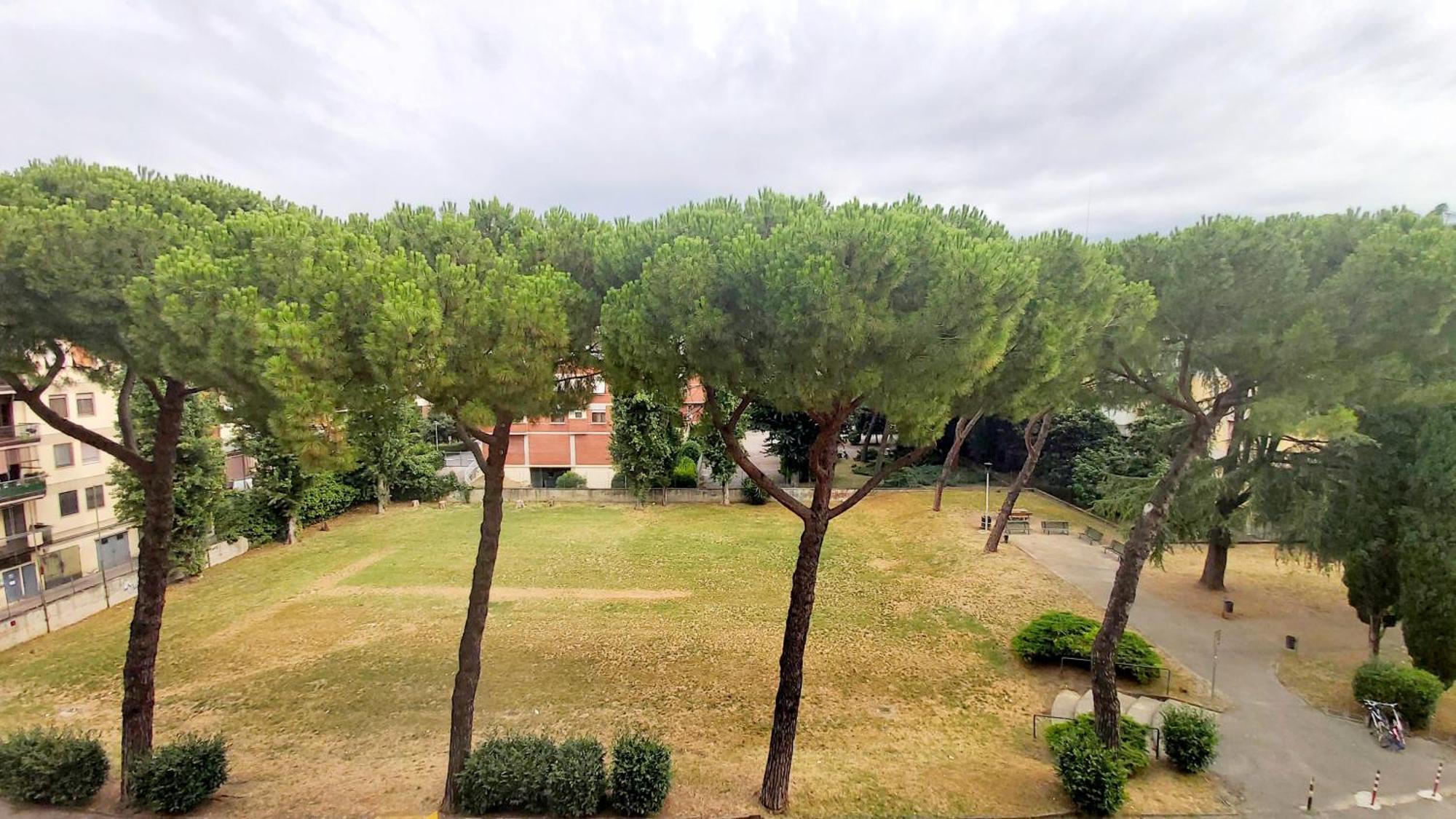 Homestay Jf Yellow - Ideal Location Away From The Crowds And Close To The Tramline Stop - Only Female Guests Or Couples Florence